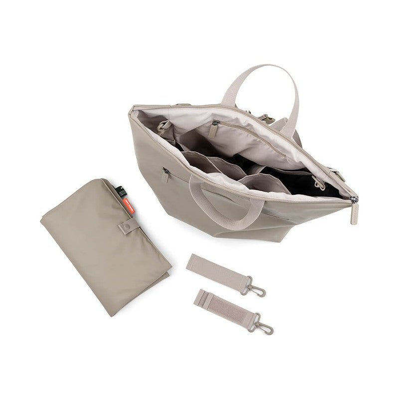 Bambinista - DONE BY DEER - Toys - DONE BY DEER Changing Backpack - Sand