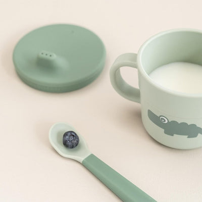 Bambinista - DONE BY DEER - Tableware - DONE BY DEER Foodie spout/snack cup Croco - Green