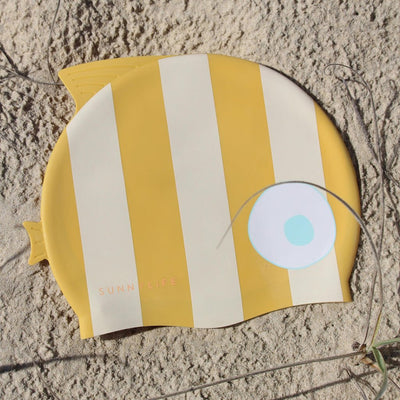 Bambinista - SUNNYLIFE - SUNNYLIFE Kids Swimming Cap Finn the Fish Mustard Stripe