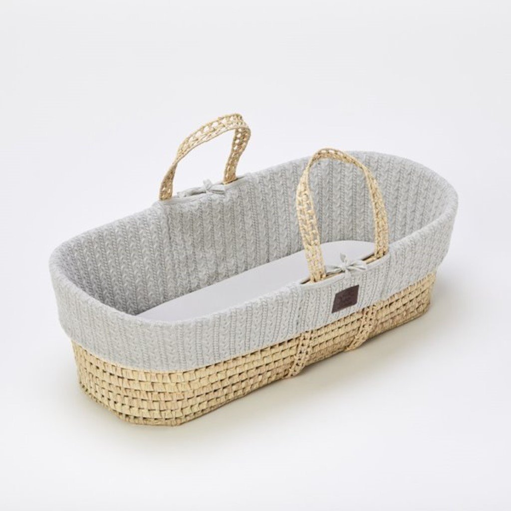 Bambinista-THE LITTLE GREEN SHEEP-Furniture-The Little Green Sheep Natural Moses Basket & Mattress and Stand - Knitted Dove