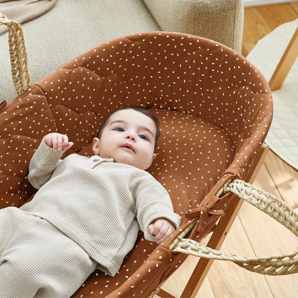 Bambinista-THE LITTLE GREEN SHEEP-Bedding-THE LITTLE GREEN SHEEP Natural Quilted Moses Basket & Mattress - Terracotta Rice