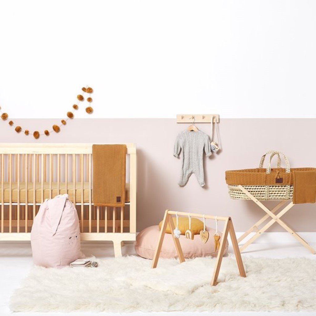 Bambinista-THE LITTLE GREEN SHEEP-Furniture-The Little Green Sheep Organic Knitted Moses Basket & Mattress - Honey