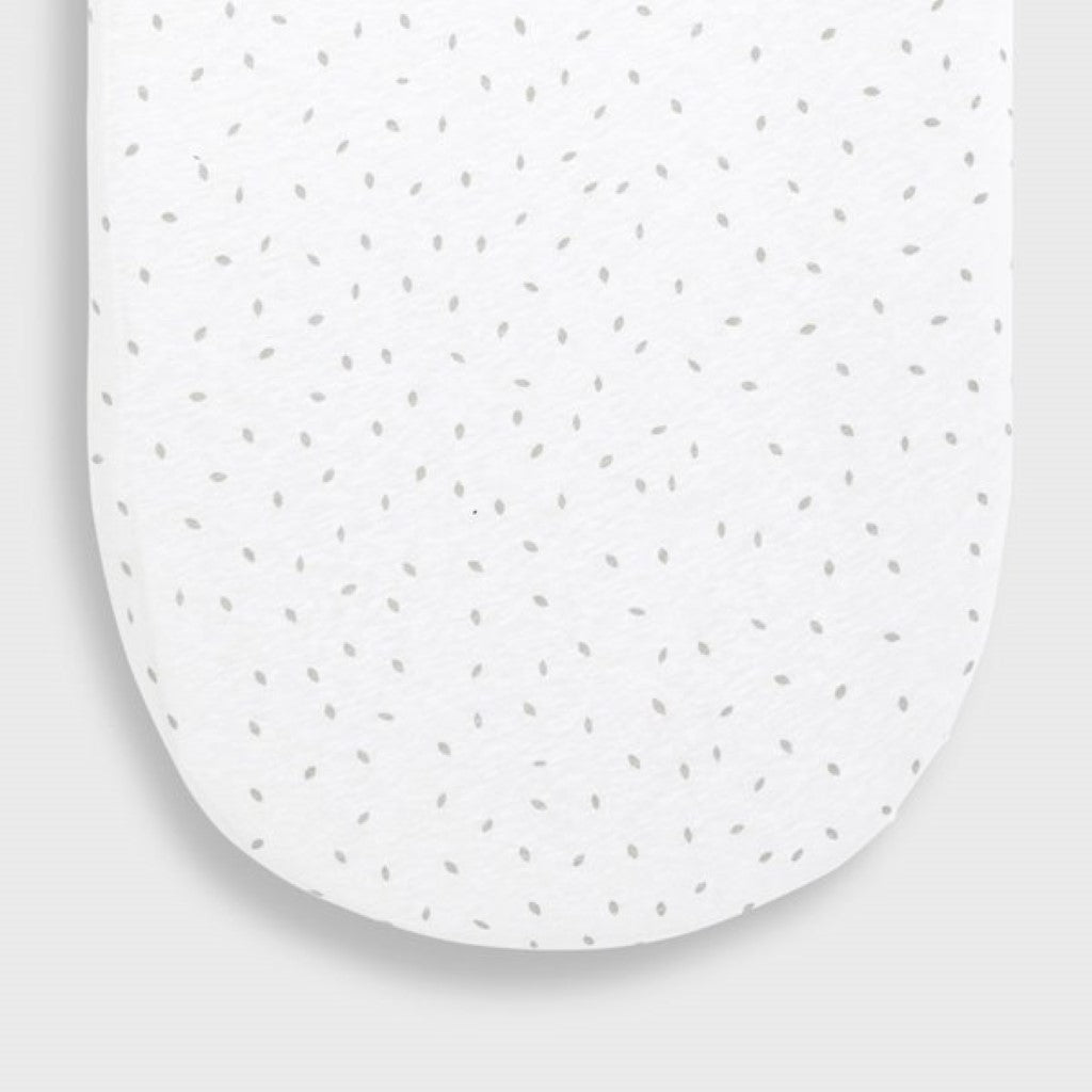 Bambinista-THE LITTLE GREEN SHEEP-Bedding-THE LITTLE GREEN SHEEP Organic Moses Basket Fitted Sheet - White Rice