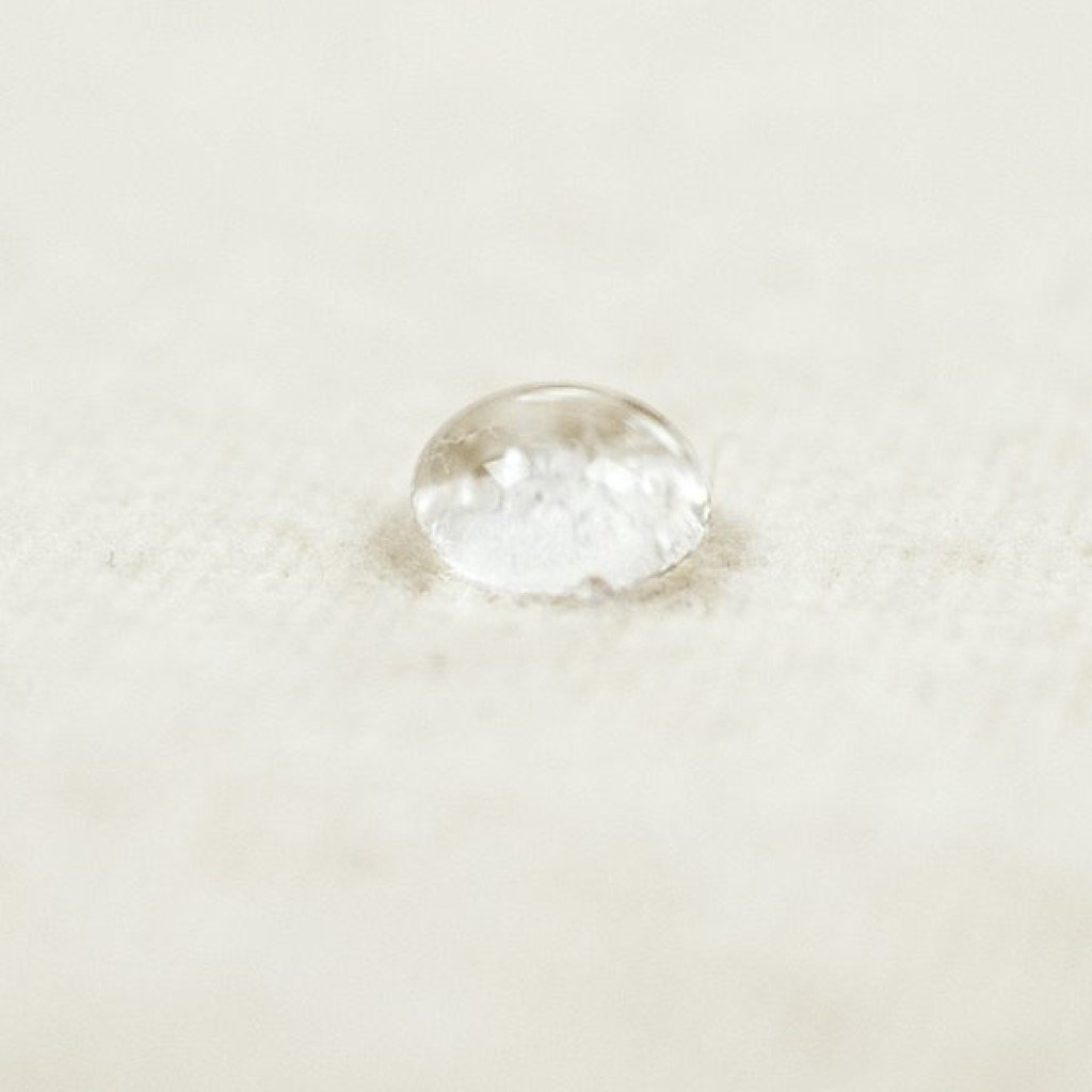 Bambinista-THE LITTLE GREEN SHEEP-Bedding-The Little Green Sheep Waterproof Moses Basket / Carrycot Mattress Protector - 30x70cm