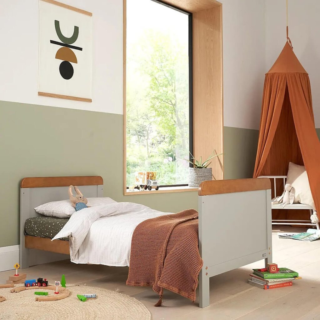 TUTTI BAMBINI Rio Cot Bed with Cot Top Changer Mattress Dove Grey Oak